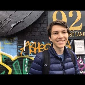 Meet your Posher, Eli